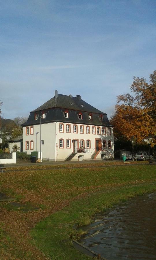 Ferienwohnung Roeschen Bernkastel-Kues Exterior photo